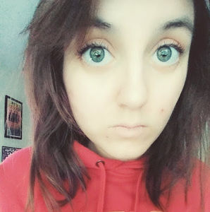 Meet your Posher, Leah